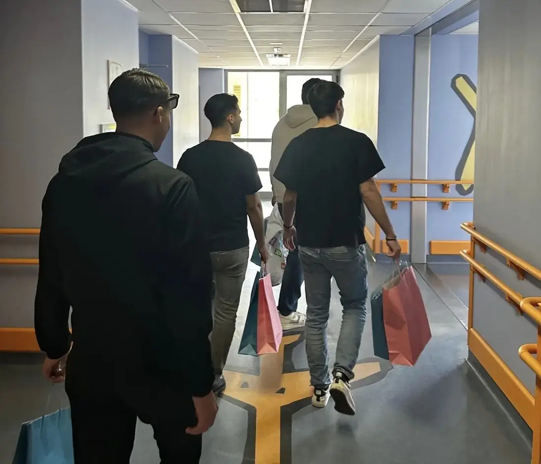Στον δρόμο για τους μικρούς μας φίλους